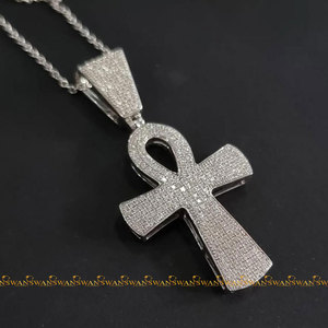 จี้เพชรโมอิสสีขาวทอง10K จี้ไม้กางเขนเพชรที่สวยงามสำหรับปลูกในห้องปฏิบัติการที่มีลักษณะทางศาสนาจี้สวยงาม - Product Image 1