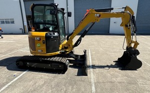 2024 Komatsu Mini Excavator 303CR Utilisé Nouveau à Vendre Les composants de base incluent le moteur de la boîte de vitesses Changjiang Bearing PLC - Product Image 6