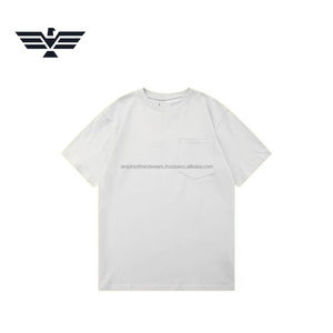 T-shirt pour homme à manches courtes, coupe ajustée, couleur unie personnalisée |   T-shirt en coton premium à col rond |   Pochette avant personnalisée en tissu teint en fil vierge - Product Image 6