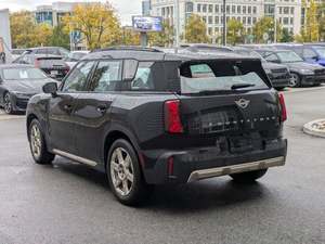 MINI COUNTRYMAN COOPER S ALL4 SUV CROSSOVER 2025 USADO EN BUEN ESTADO - Product Image 5