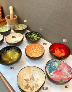 Cuencos de coco grabados artesanales únicos de alta calidad sostenibles - Product Image 5