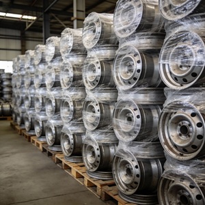 Déchets de jantes en alliage d'aluminium 99% de jantes usagées pour les systèmes de récupération d'aluminium - Product Image 1