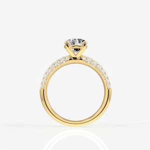 Anillo de Diamante Moissanita en Oro de 9K, Corte Portugués con Pavé de Tres Filas, Elegante y Lujoso - Product Image 5