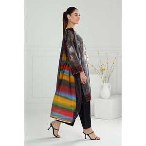 Ensemble de costume en tissu imprimé laqué noir pour femmes, 3 pièces - Product Image 1