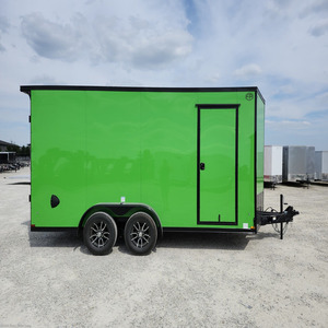 Remolque de Carga Cerrado US Cargo 7x16 de 2027, 84" de Altura Interior, Eje Tándem, Remolque Utilitario con Puerta de Rampa en V para Venta - Product Image 1