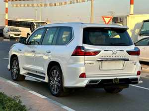 LEXUS LX-SERIES-570 SIGNATURE ปี 2021 ใหม่เอี่ยม วิ่ง 1450 กม. 300-399 แรงม้า เครื่องยนต์ 6 สูบ 5 ที่นั่ง เกียร์อัตโนมัติ - Product Image 4