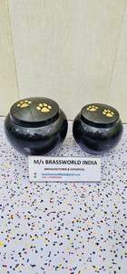 Urna para Mascotas de Latón Blanco Dorado Estilo Americano de Brassworld India, Capacidad de 220 Pulgadas Cúbicas, Diseños Personalizables - Product Image 4