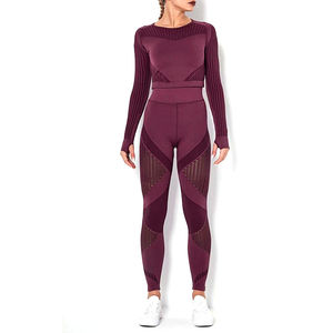 Costume de yoga personnalisé pour femmes, vêtements de sport à motif solide, ensembles d'entraînement grande taille, vente en gros, vêtements de sport pour femmes - Product Image 1