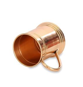 Taza compacta de cobre con asa fácil de sostener y estética vintage ideal para fotografía de bebidas o estilo de mesa - Product Image 4