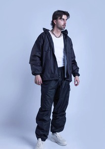 ชุดวอร์มผ้าไนลอนเนื้อแข็งลำลองมีฮู้ดใส่สบายสำหรับทุกเพศชุดฝึกซ้อมสำหรับฟิตเนสคลับ - Product Image 2