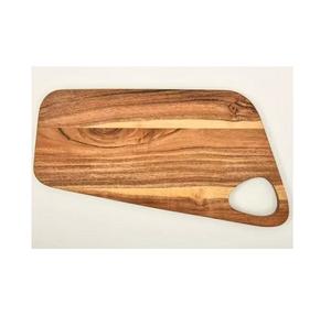 Planche à découper en bois de grande taille avec texture artisanale pour les besoins de la cuisine professionnelle et domestique - Product Image 4