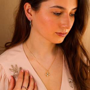 Collar de perlas de jadeíta real con colgante de trébol, colgantes y dijes finos chapados en oro de 14K, regalo de aniversario de cumpleaños para ella - Product Image 2