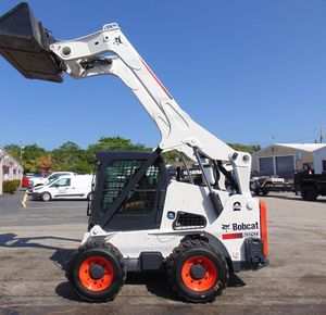 Cargadora de ruedas de alta calidad TURBO 100HP, cargadora de dirección deslizante en buenas condiciones con bajas horas de trabajo - Product Image 6