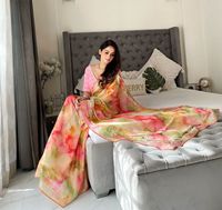 Fournisseur en gros de sari en tissu de soie Rangoli imprimé prisme de meilleure qualité avec pallu contrasté pour les occasions de fête et de mariage