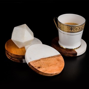 Sous-verre en bois d'acacia artisanal avec motif en pierre de marbre Ensemble de tapis à boisson de luxe Parfait pour les cadeaux de mariage et la décoration de table haut de gamme - Product Image 5