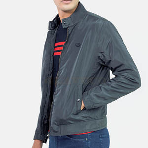 Chaqueta hecha en fábrica para hombres Mangas largas personalizadas de alta calidad con cuello con capucha Material de tela recién llegado - Product Image 2