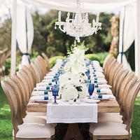 Housses de chaise de mariage décoratives transparentes en métal de luxe pour événements, salles de réception, mariages, avec nœuds en bois, pour la vente en gros