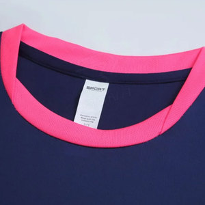 Conjunto de Camiseta y Pantalones Cortos de Fútbol Sublimados de Talla Grande con Logotipo Personalizado, 100% Poliéster, de Alta Calidad y Secado Rápido - Product Image 3