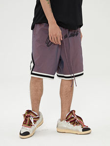 กางเกงขาสั้นกีฬาผู้ชายแบบลำลอง ผ้าไม่ยับ ทรงเข่า แต่งวินเทจฟอกสีแบบดิสเทรส - Product Image 4