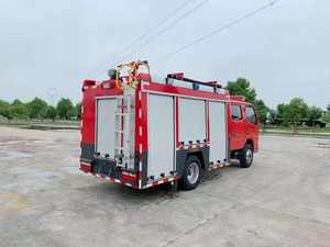 Camión de Bomberos Usado Dongfeng con Tanque de Agua Ligero de 3001-5000L, Camión de Rescate de Agua y Espuma 4x2 con Altura Máxima de Trabajo de 689m - Product Image 4