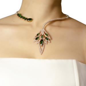 Collier en diopside Garden of Wisdom de BeGems Jewelry Wholesale en or rose italien 14K 18K, bijoux de luxe pour femmes - Product Image 2