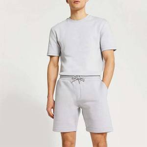 2025 conjuntos de hombre con logotipo personalizado, conjunto corto de etiqueta privada para hombre, ropa de verano, camisas de cuello redondo de algodón de estilo callejero, chándal de dos piezas - Product Image 2