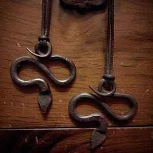 มาใหม่ฮิปฮอปออกแบบหลายผู้ชายเครื่องประดับ unisex จี้สไตล์ไวกิ้งโอ้อวดขวานกะลาสีสมอกระดุมเข็มทิศโล่จี้ - Product Image 3