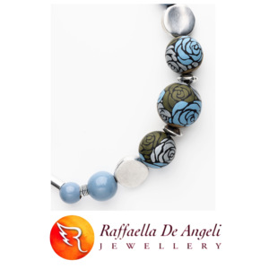 Collar de cuentas azul claro y dorado con colección de madera 01 Accesorio de moda - Product Image 5