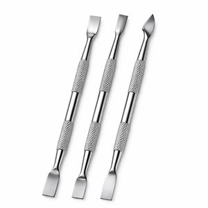 ชุดอุปกรณ์ดันหนังกำพร้าสแตนเลสคุณภาพสูง 3 ชิ้น ชุดเตรียมเล็บแบบสองด้าน ใช้ซ้ำได้ สำหรับทำเล็บมือและเล็บเท้า ชุดมืออาชีพ OEM - Product Image 1