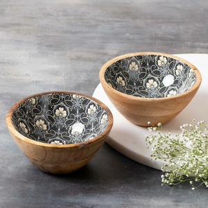 Forme de bol en bois de manguier émaillé Bol en bois décoratif Collations sûres Salade Cuisine Utilisation en vrac Vente en gros Exportateur Usine Plats Assiettes - Product Image 2