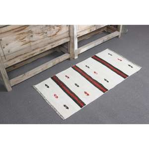 Petit <span class=keywords><strong>tapis</strong></span> turc vintage 1,6x3,2 pieds, <span class=keywords><strong>tapis</strong></span> en laine <span class=keywords><strong>blanc</strong></span> et <span class=keywords><strong>noir</strong></span> à <span class=keywords><strong>pois</strong></span> - Product Image 1