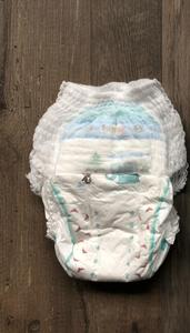 Pañales Tipo Calzón de Algodón de Alta Calidad para Bebés, Grado B, para España, Italia, República Checa, Polonia, Alemania, Bélgica, en Fardos - Product Image 2