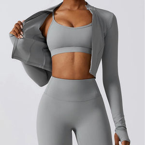 Ropa de gimnasio de secado rápido y transpirable para mujer, conjunto de Yoga de 3 uds, ropa deportiva profesional para gimnasio sin costuras hecha en fábrica, conjuntos de Yoga para mujer - Product Image 3