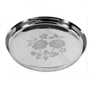 Pièce unique en métal de style ancien fabriqué à la main pour servir des plats à la maison à un très bon prix - Product Image 4