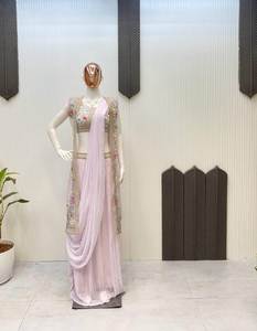 CRÉATEUR TROIS PIÈCES WESTERN PRÊT À PORTER SAREE AVEC KOTI POUR LA SAISON DE MARIAGE TENDANCE - Product Image 1