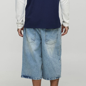 Pantalones cortos de mezclilla para hombre de 100% algodón al por mayor, ropa de calle con logotipo personalizado serigrafiado, pantalones cortos de mezclilla azul lavado largo de hip hop para hombre - Product Image 5