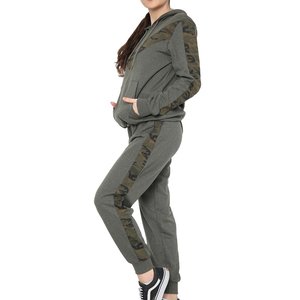 Survêtements adultes de haute qualité survêtements 2 pièces pour hommes et femmes avec strass finition délavée au soleil et logo sérigraphié - Product Image 2