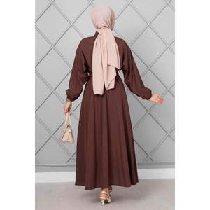 Robe Hijab Longue Boutonnée à Manches Chauve-Souris Marron - Product Image 3