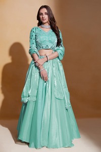 El último diseñador Lehenga Choli de Fab Zone Organza Seda Hilo Secuencia Trabajo Ropa india y pakistaní - Product Image 2