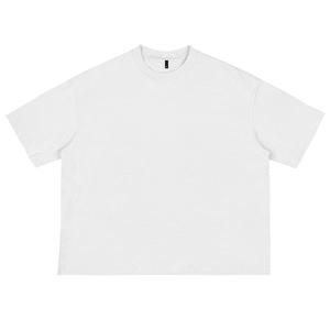Camiseta recortada cuadrada en blanco de gran tamaño, camiseta con logotipo personalizado para hombre, camisa de manga corta con estampado de estilo boxy FIT para hombre, 100 de algodón - Product Image 6