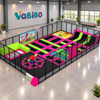 Équipement de parc de trampolines intérieur commercial avec parcours Ninja, fosse à mousse et mur d'escalade pour enfants et adultes, solution clé en main OEM 12
