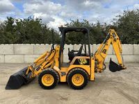 Mini-chargeuse compacte sur pneus JCB 1CX d'occasion, avec moteur, pompe, roulement et boîte de vitesses inclus, pour travaux de construction et agricoles, 3.4, 2000 kg