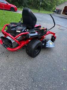 Tondeuse à gazon haute performance Mustang Z42 à virage zéro | Coupeur d'herbe de qualité commerciale | Offre Spéciale | Couleur et logo personnalisés disponibles - Product Image 3