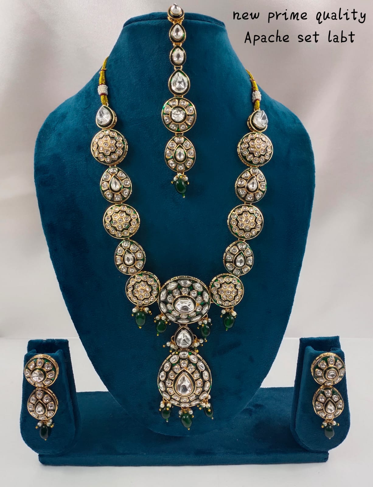 สีเขียว