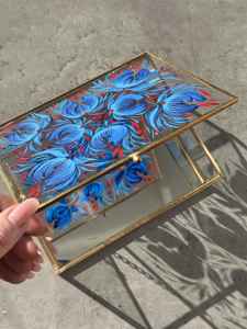 Cajas de anillos de joyería de cristal de forma cuadrada pintadas a mano con acabado dorado, Perfectas para almacenar anillos, collares y accesorios finos - Product Image 3