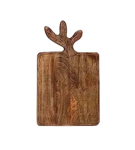 attractive natural wooden leaf designing wooden cutting and copping board at reasonable price best selling new look