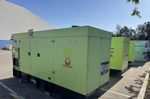 Générateur diesel PRAMAC GSW560V 508 kVA d'occasion avec composants essentiels : boîte de vitesses, pompe, moteur, roulement - Product Image 3