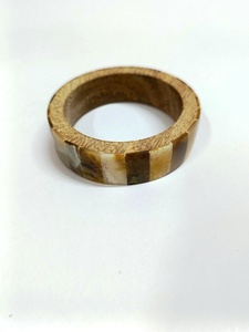 Brazalete ancho tallado étnico hecho a mano, joyería de roca Natural, pulsera de abrigo grueso de madera de declaración grande Vintage para mujer - Product Image 4