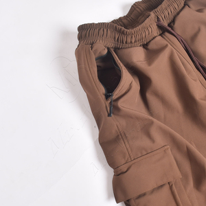 Pantalones de esquí holgados para hombre al por mayor personalizados, pantalones de esquí holgados cálidos, transpirables e impermeables para invierno y exteriores - Product Image 4