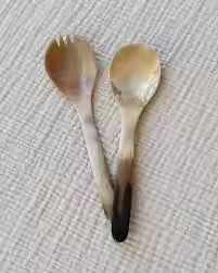 Cuillère à corne écologique naturelle Articles de coutellerie Produits indiens fabriqués à la main par l'artisanat en croissant - Product Image 3